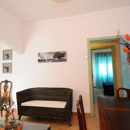 Rossio Daire Albufeira Oda fotoğraf